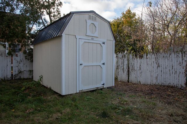 85 Montcalm Avenue, Plattsburgh, NY 12901