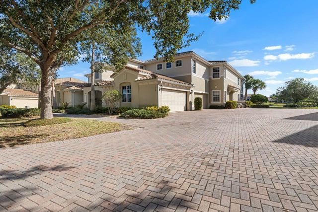 1338 EMERALD DUNES DRIVE, Sun City Center, FL 33573