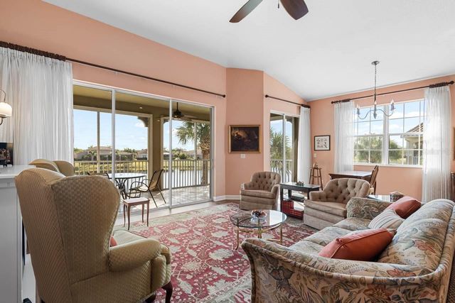 1338 EMERALD DUNES DRIVE, Sun City Center, FL 33573