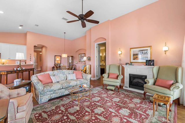 1338 EMERALD DUNES DRIVE, Sun City Center, FL 33573