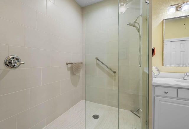 1338 EMERALD DUNES DRIVE, Sun City Center, FL 33573