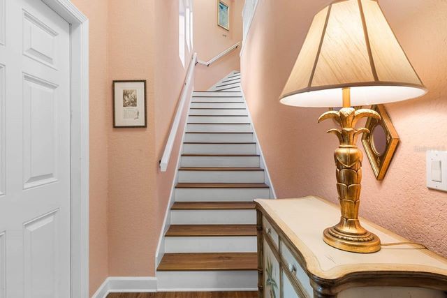 1338 EMERALD DUNES DRIVE, Sun City Center, FL 33573