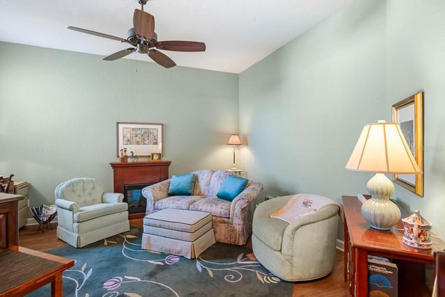 1338 EMERALD DUNES DRIVE, Sun City Center, FL 33573