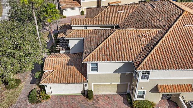 1338 EMERALD DUNES DRIVE, Sun City Center, FL 33573