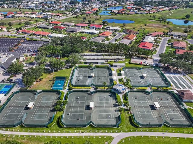 1338 EMERALD DUNES DRIVE, Sun City Center, FL 33573