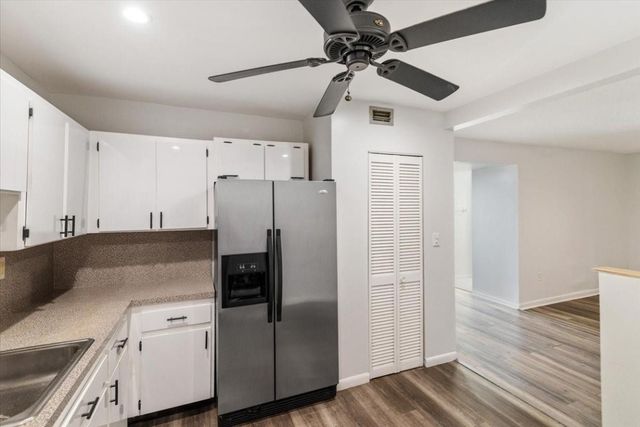 5100 SW 41st Street 321, Pembroke Park, FL 33023