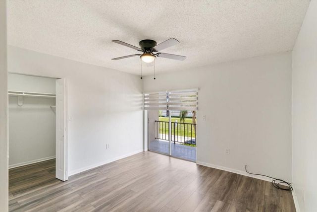5100 SW 41st Street 321, Pembroke Park, FL 33023
