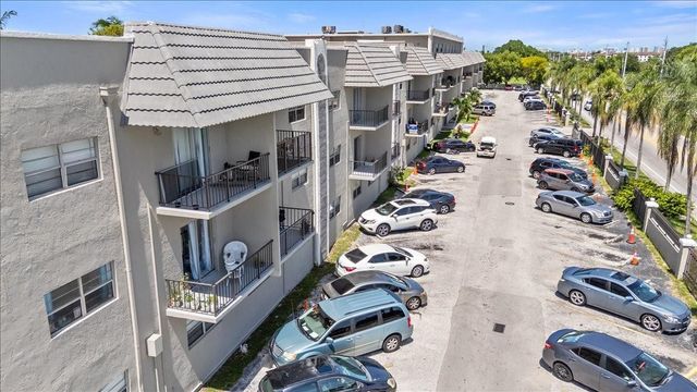 5100 SW 41st Street 321, Pembroke Park, FL 33023