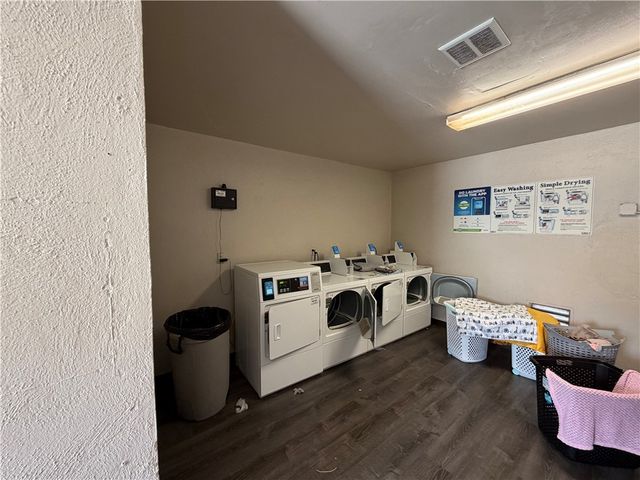 1330 W Lambert, La Habra, CA 90631