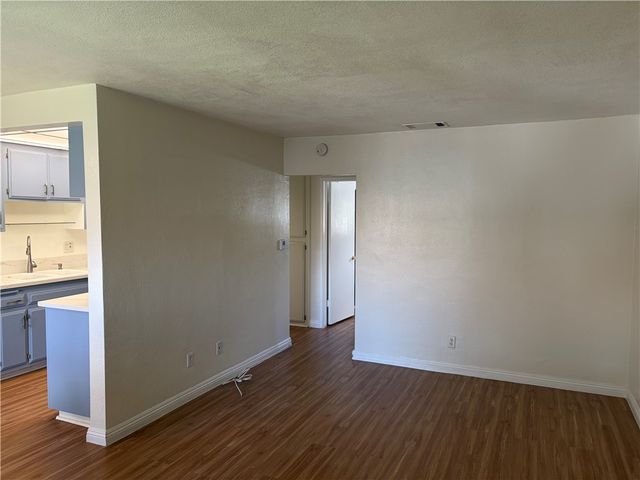 1330 W Lambert, La Habra, CA 90631