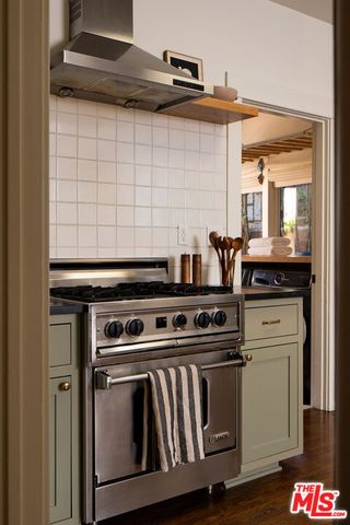 804 Westmount Drive, West Hollywood, CA 90069