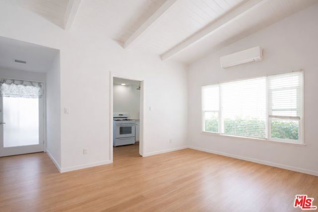 804 Westmount Drive, West Hollywood, CA 90069