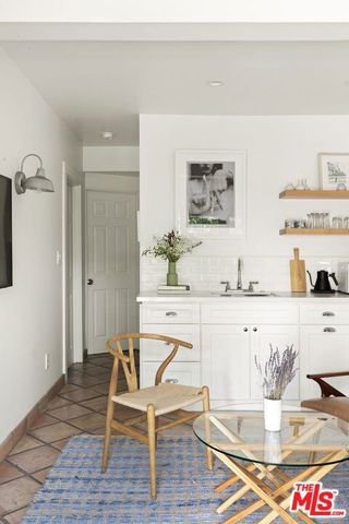 804 Westmount Drive, West Hollywood, CA 90069