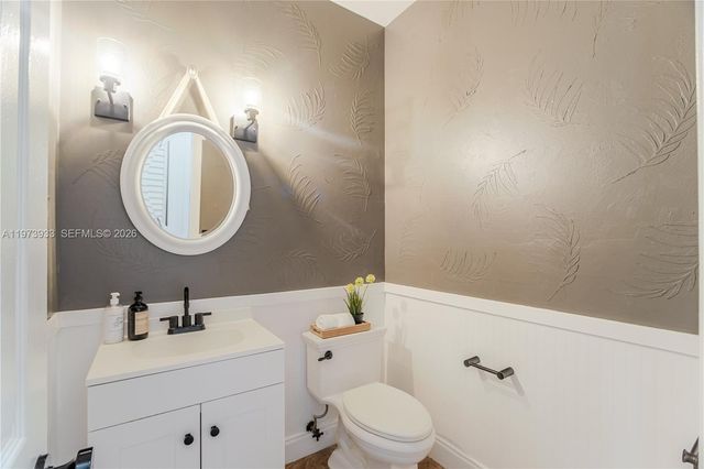 362 Lake Crest Ct, Weston, FL 33326