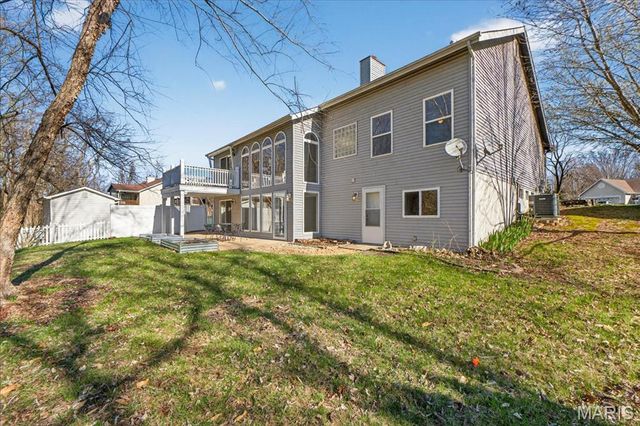 164 Keystone Crossing Drive, O'fallon, MO 63368