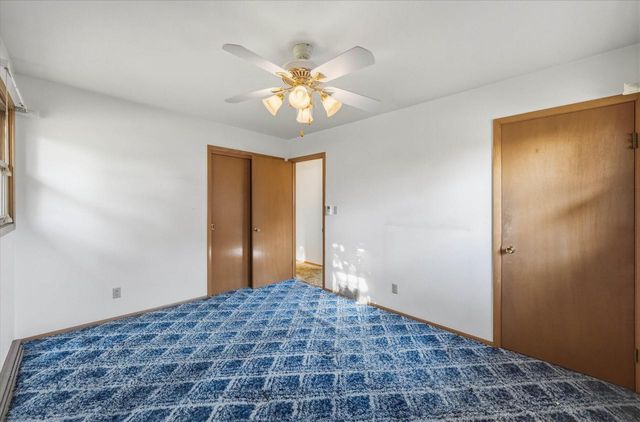 923 W Whitefish ROAD, Port Washington, WI 53074