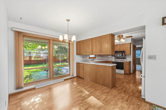 923 W Whitefish ROAD, Port Washington, WI 53074