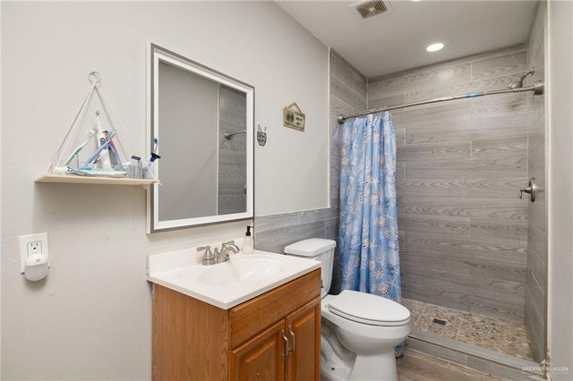 1403 N J Hernandez N, Weslaco, TX 78596