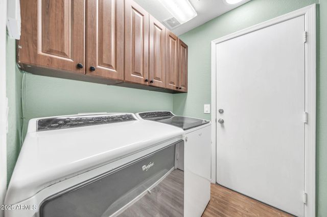 15249 W Honeysuckle Lane, Surprise, AZ 85374