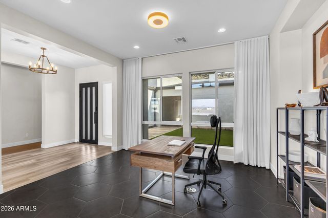 1320 E Piedmont Road, Phoenix, AZ 85042