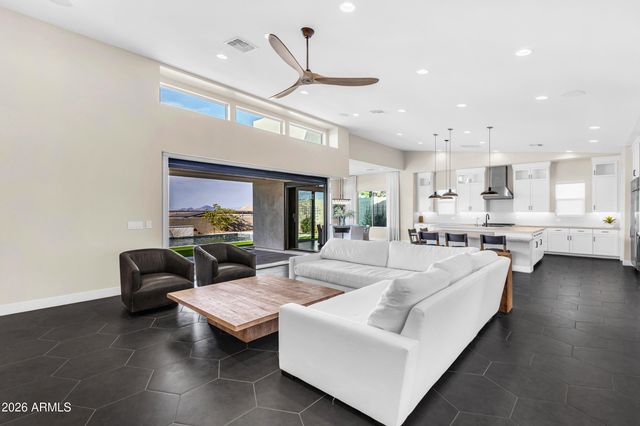 1320 E Piedmont Road, Phoenix, AZ 85042