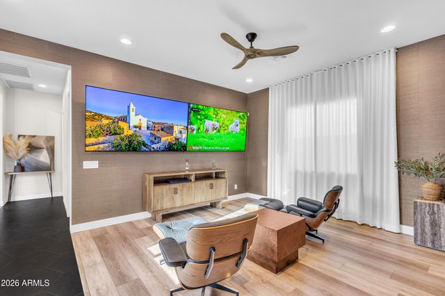 1320 E Piedmont Road, Phoenix, AZ 85042