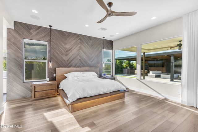1320 E Piedmont Road, Phoenix, AZ 85042