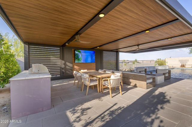 1320 E Piedmont Road, Phoenix, AZ 85042