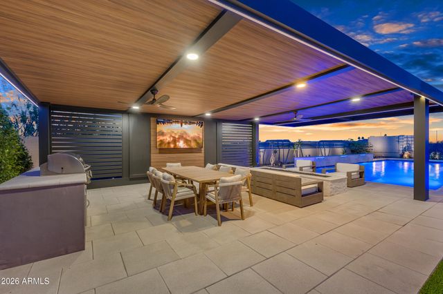 1320 E Piedmont Road, Phoenix, AZ 85042