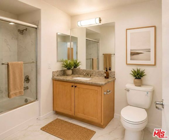12132 Hart Street 301, North Hollywood, CA 91605