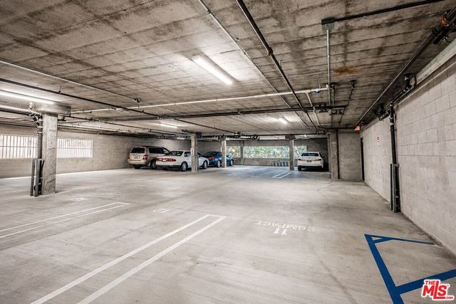12132 Hart Street 301, North Hollywood, CA 91605