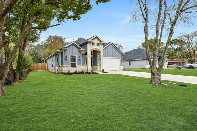 1518 Oleander Drive, La Marque, TX 77568