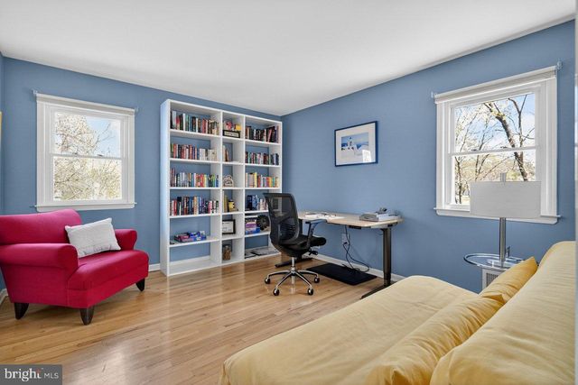 101 MILL POND RD, Belle Mead, NJ 08502