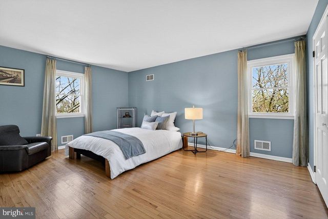 101 MILL POND RD, Belle Mead, NJ 08502