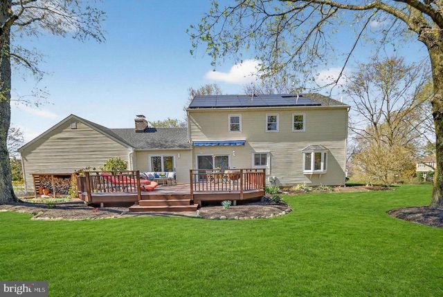101 MILL POND RD, Belle Mead, NJ 08502