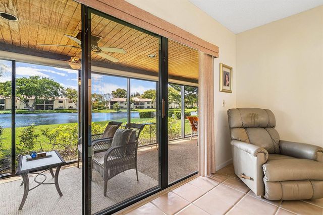 21875 Arriba Real 18b, Boca Raton, FL 33433