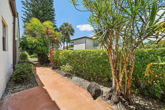 21875 Arriba Real 18b, Boca Raton, FL 33433