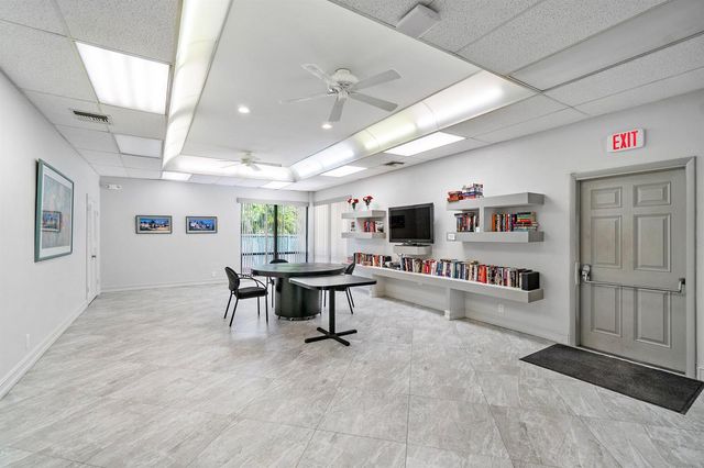 21875 Arriba Real 18b, Boca Raton, FL 33433