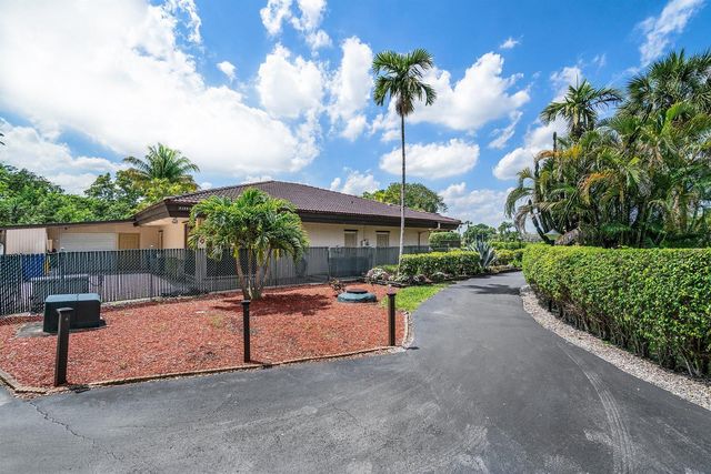 21875 Arriba Real 18b, Boca Raton, FL 33433