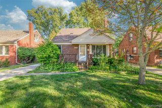19242 Eastborne Street, Harper Woods, MI 48225