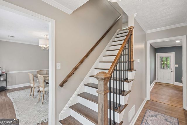 105 Sweetwood Way, Roswell, GA 30076