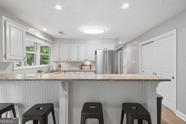 105 Sweetwood Way, Roswell, GA 30076