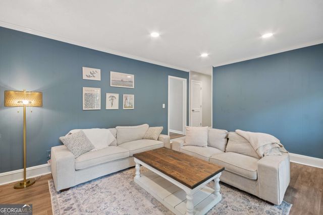 105 Sweetwood Way, Roswell, GA 30076