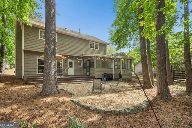 105 Sweetwood Way, Roswell, GA 30076