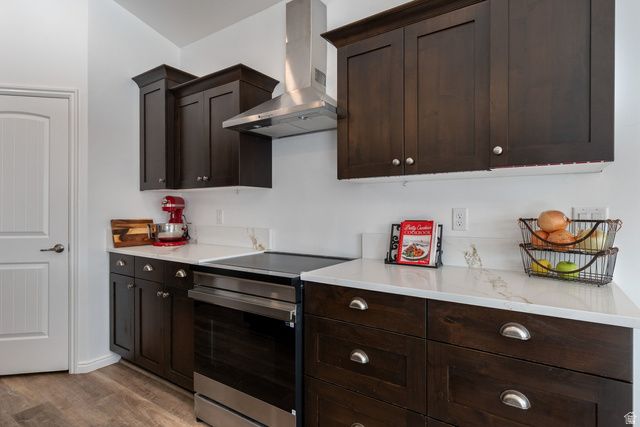 566 N SAGE CREST DR, Washington, UT 84780