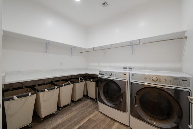 566 N SAGE CREST DR, Washington, UT 84780