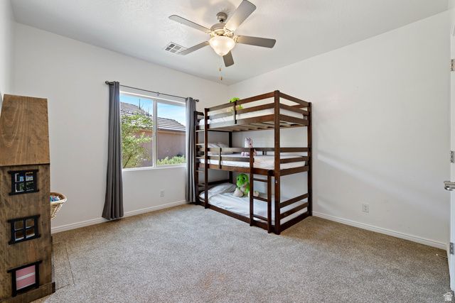 566 N SAGE CREST DR, Washington, UT 84780