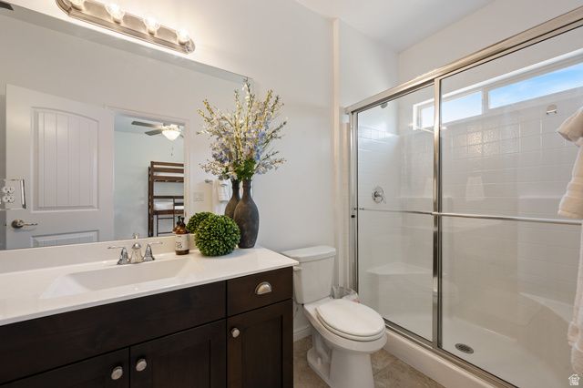 566 N SAGE CREST DR, Washington, UT 84780