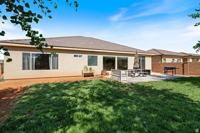 566 N SAGE CREST DR, Washington, UT 84780