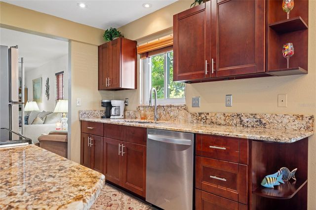 7360 ULMERTON ROAD 15D, Largo, FL 33771